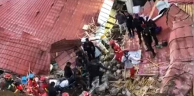 FOTO: Al menos 15 muertos tras una avalancha en un hotel de Perú