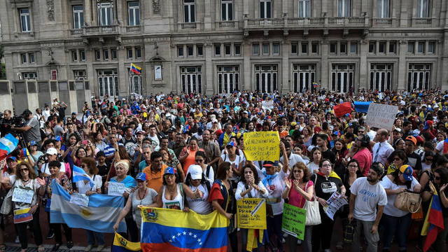 FOTO: Marcha contra Maduro en Buenos Aires