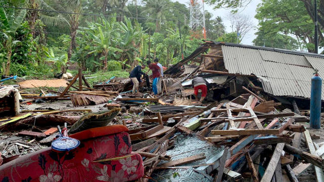 Impactantes imágenes de los daños por la ola gigante