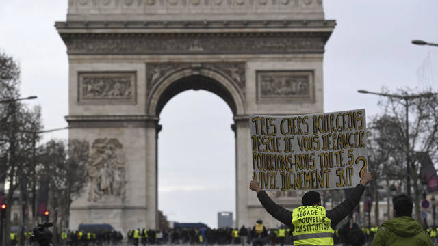 FOTO: Impactantes imágenes de los disturbios en Francia