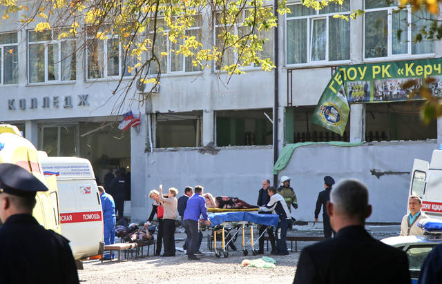 FOTO: Ataque en un colegio de Crimea dejó al menos 18 muertos