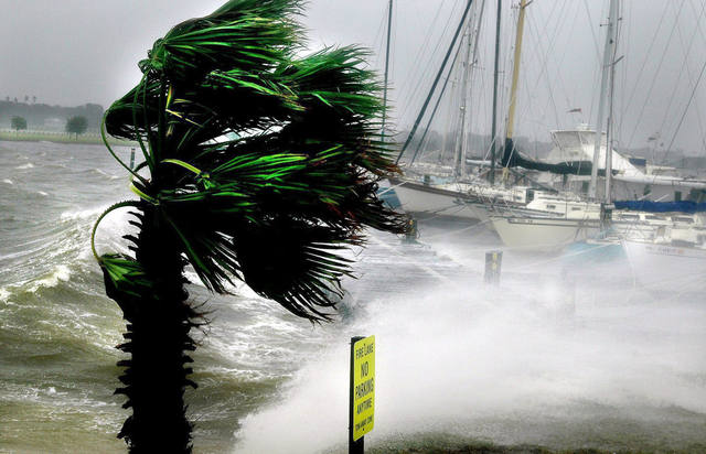 FOTO: Alerta en Hawaii por el impacto del huracán 