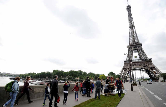 La Torre Eiffel, cerrada por segundo día