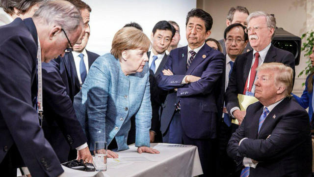 FOTO: Trump en una reunión del G7.
