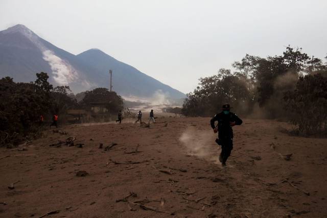 Feroz erupción de un volcán en Guatemala: hay 69 muertos