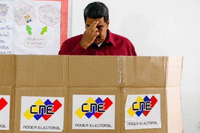 FOTO: Maduro se proclamó reelecto, pero la oposición lo desconoce