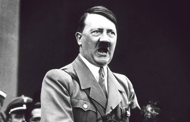 FOTO: Un estudio revela cómo murió Adolf Hitler