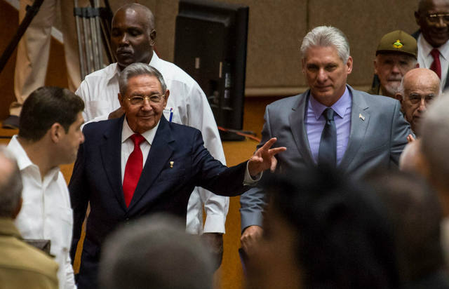 Raúl Castro y Miguel Díaz-Canel.