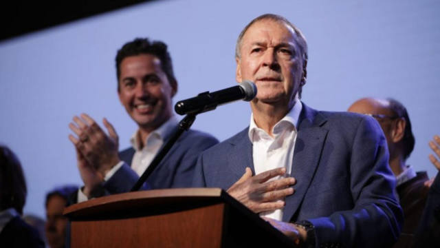 Schiaretti va a Madrid por créditos para la Nueva Maternidad