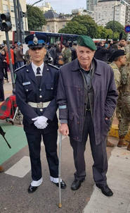 Aldo Rico participó del desfile militar en Palermo