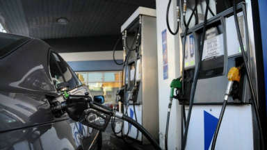 AUDIO: YPF aumentó un 2,50% las naftas y 1,75% el gasoil