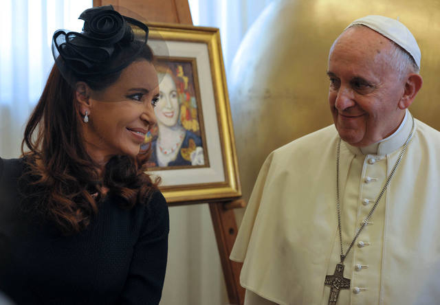 FOTO: CFK publicó un video del Papa sobre 