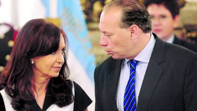 FOTO: Investigan intercambio de llamadas entre Cristina y Berni