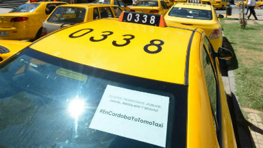 Los dueños de taxis no adhieren al paro
