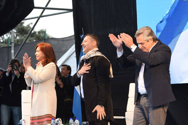 FOTO: CFK y Alberto Fernández, juntos en su primer acto de campaña
