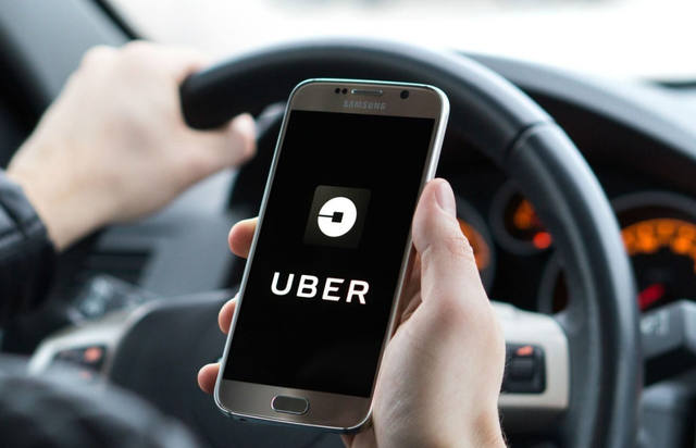 FOTO: Qué dijo Uber sobre el reclamo de Afip por más de $358 M