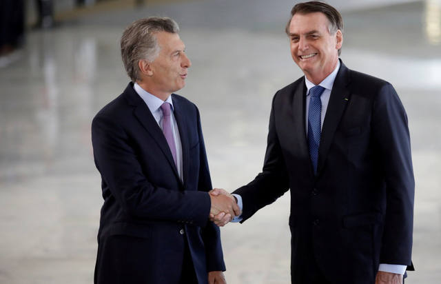 FOTO: Bolsonaro visitará Argentina en junio para ver a Macri