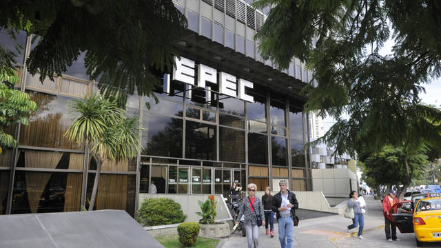 La Empresa Provincial de Energía tensa el frente sindical.