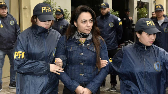 FOTO: Excarcelaron a Carolina Pochetti, viuda de Muñoz