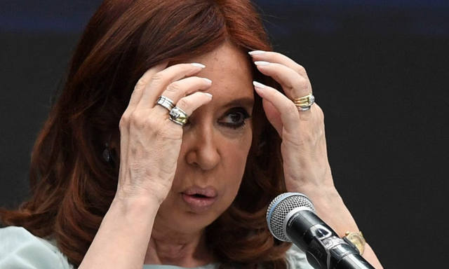 FOTO: Rechazan el pedido de CFK de postergar el juicio por fraude