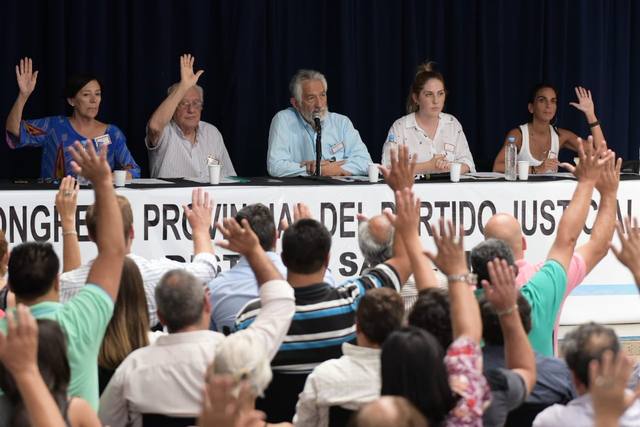 FOTO: Alberto Rodríguez Saá celebró un congreso justicialista