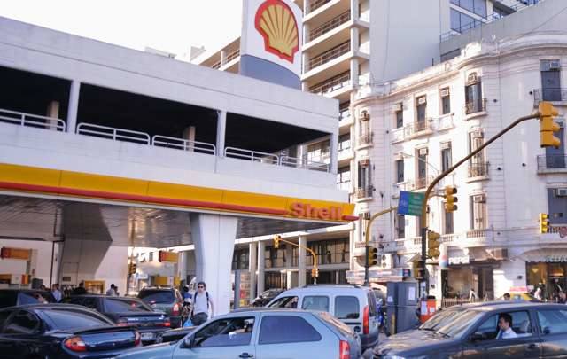 FOTO: Shell, nafta, combustibles