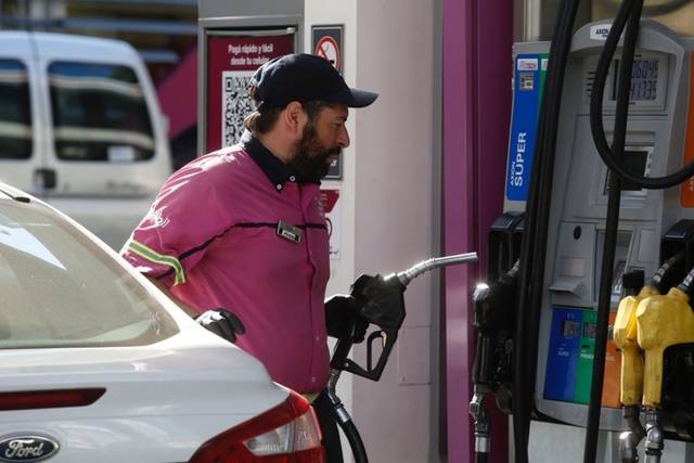 Axion Energy baja hasta 1,5% el precio de sus combustibles