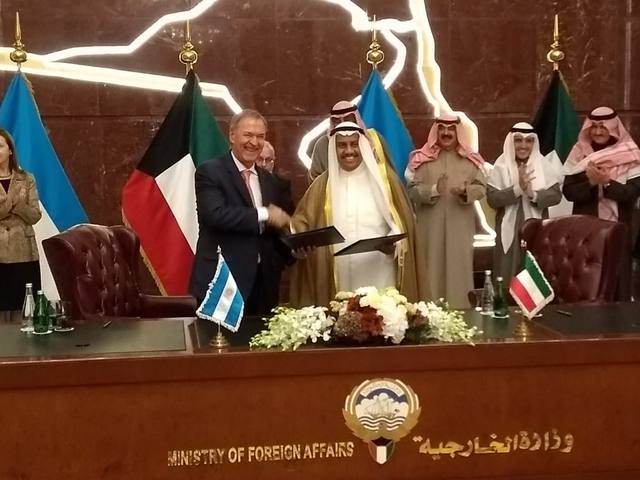 FOTO: La Provincia construirá acueductos con fondos de Kuwait
