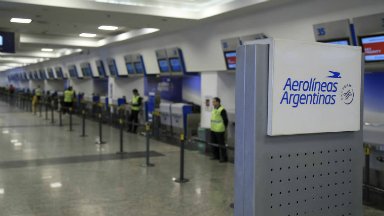 AUDIO: Aerolíneas envió una nueva propuesta salarial a los gremios