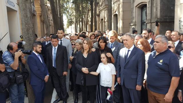 Los restos de De la Sota ya descansan en un panteón familiar