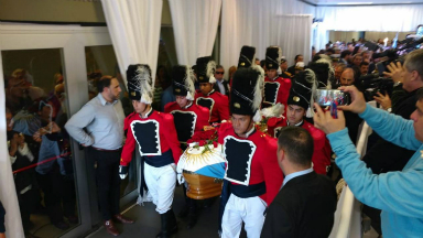 Una multitud despidió a De la Sota en el Centro Cívico