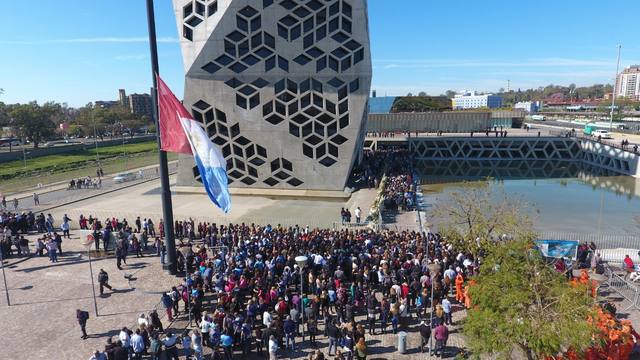 Los restos de De la Sota ya descansan en un panteón familiar
