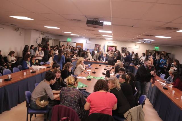 El proyecto impide que los colegios adapten los contenidos.
