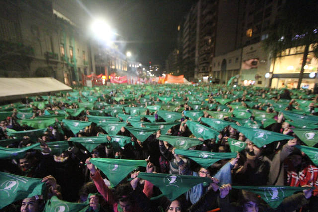 Miles de mujeres se manifestaron en 2018 por la legalización