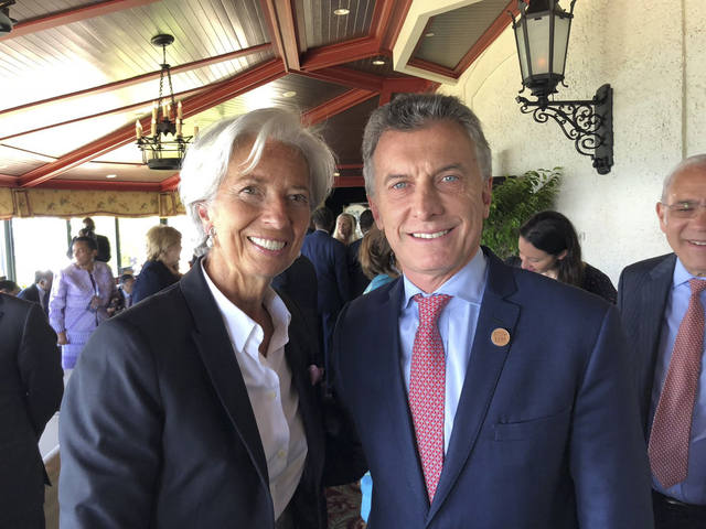 FOTO: Macri se reúne con la titular del Fondo Monetario en Olivos