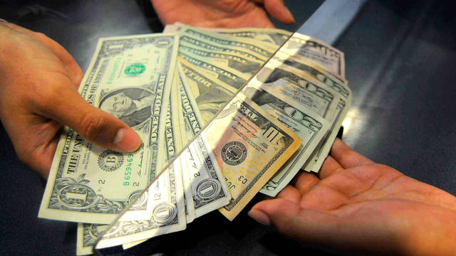 FOTO: Tras la licitación de Lebac, el dólar cerró a $ 28,10