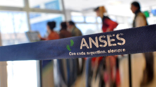 FOTO: El Gobierno relanza los préstamos que otorga la Anses