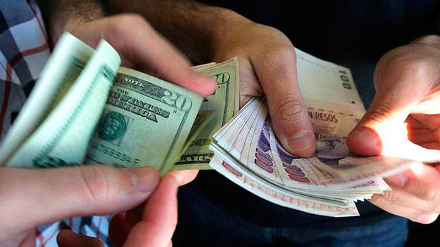 El dólar cerró la semana con un nuevo récord: $29,40