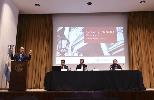 Sturzenegger ratificó la meta inflacionaria del 15%