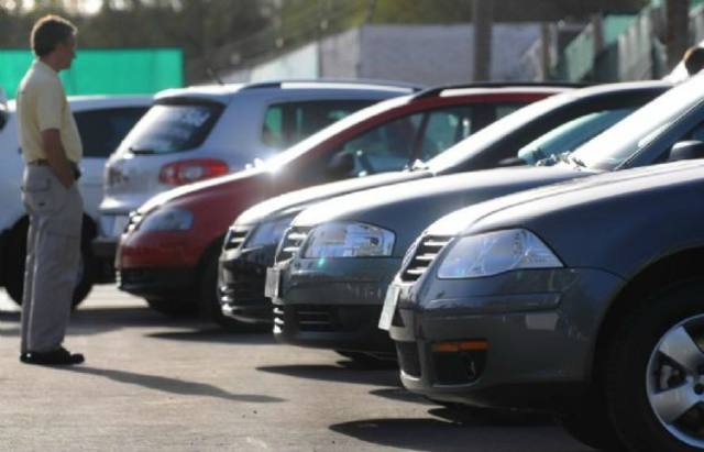 La venta de autos usados cayó en forma interanual en marzo.
