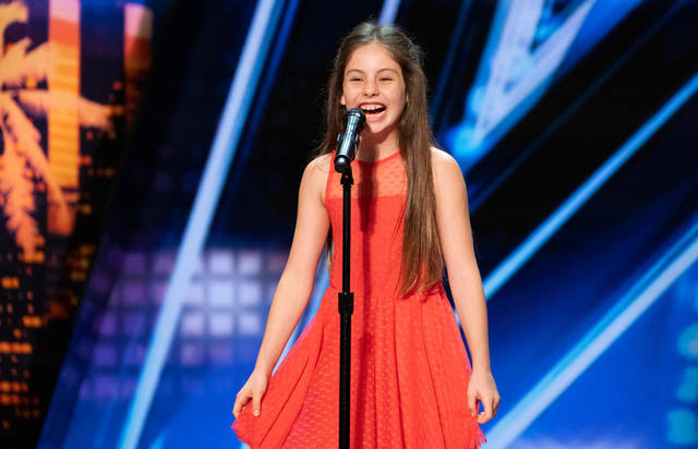FOTO: Ovación mundial para una nena en America's Got Talent