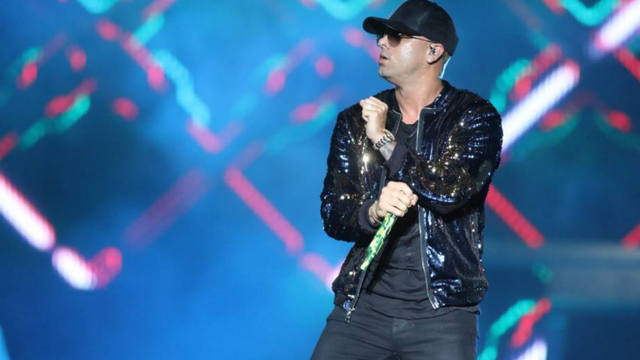 Wisin sufrió un accidente parecido al de Sergio Denis