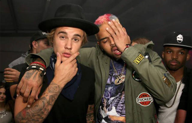 FOTO: Justin Bieber defendió a Chris Brown y generó gran polémica
