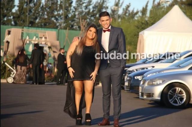 FOTO: Morena Rial llegó a la boda de su padre, junto a su bebé