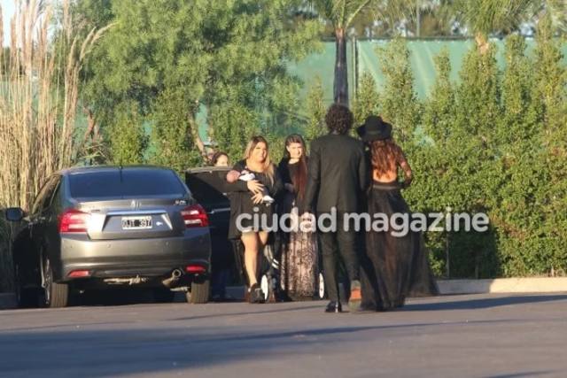 Morena Rial llegó a la boda de su padre, junto a su bebé