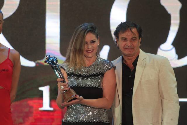 FOTO: Romina Ricci ganó el Carlos a la mejor actriz.