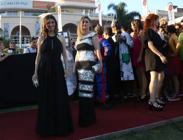 Imágenes de una noche de emociones y glamour en Carlos Paz