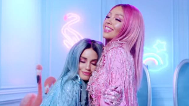 Thalía y Lali estrenaron el clip de su polémico tema