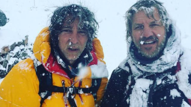 Javier Calamaro y Facundo Arana, varados en el Aconcagua