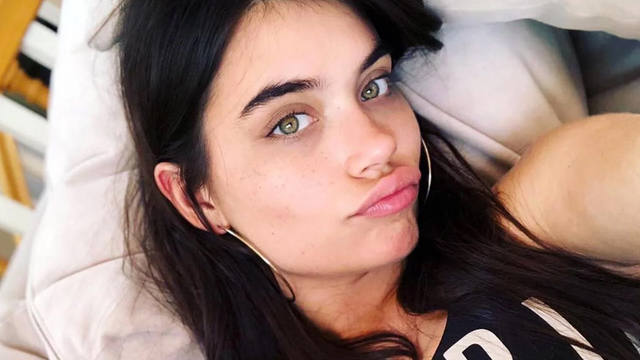 Infartante look de Eva De Dominici en la red carpet